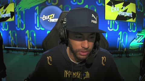 computer with French keyboard gets in the way of Neymar