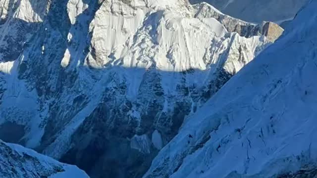 What's harder Everest or Denali?