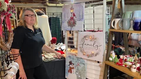 Opportunities Show Room Video 16 - Light Up Canvases