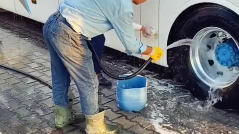 Clean the bus