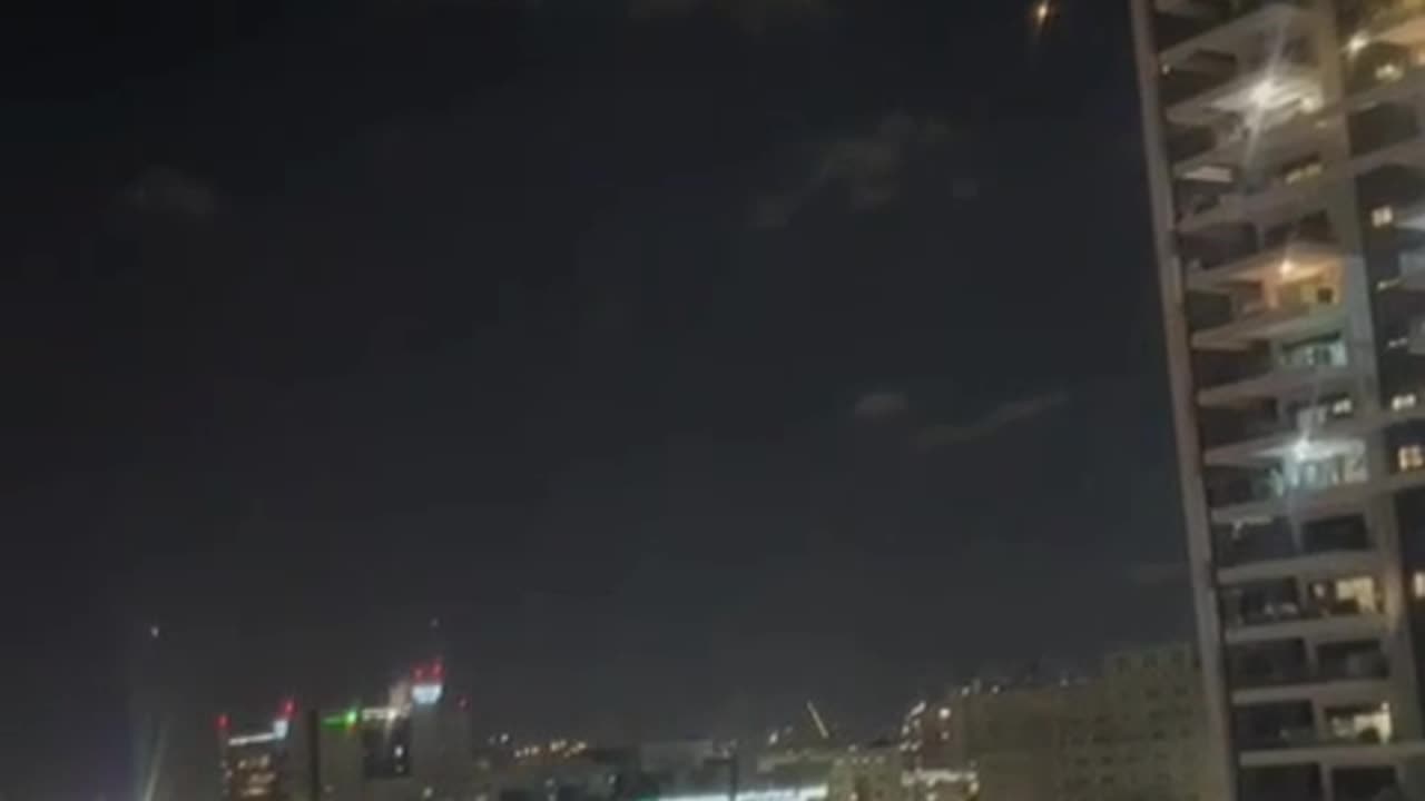 Rockets above Tel aviv