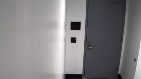 6144RHOBG2G201ABStairwayLobbyEntry_2021-01-06_08h20min02s150ms.mp4