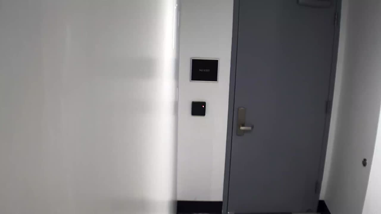 6144RHOBG2G201ABStairwayLobbyEntry_2021-01-06_08h20min02s150ms.mp4