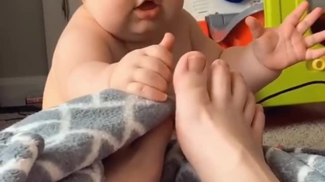 Funny Confusing baby - Cute video Tiktok #47 #shorts