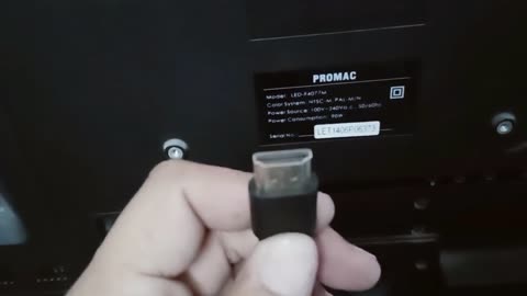 How to Connect Cellphone to Ordinary Flat Screen TV using Wecast Dongle ( Tagalog Tutorial)