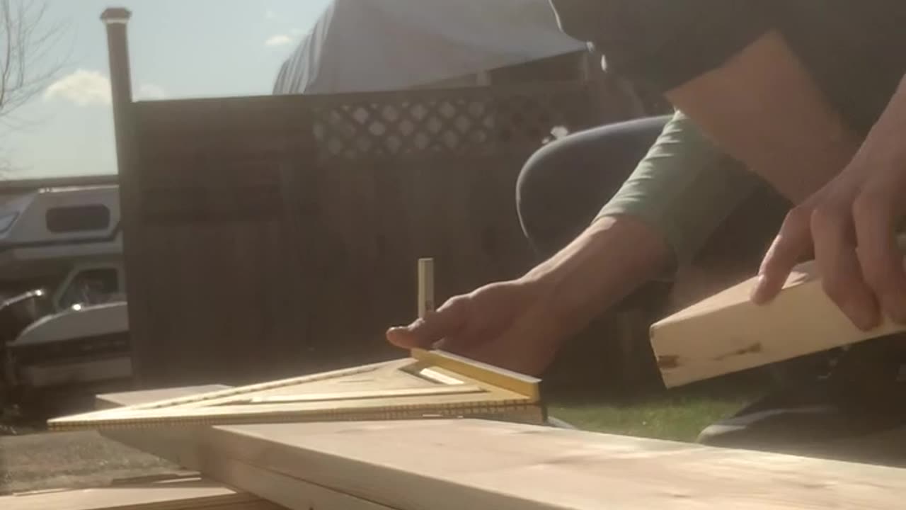 Building a bed -carpentry with Jeremy