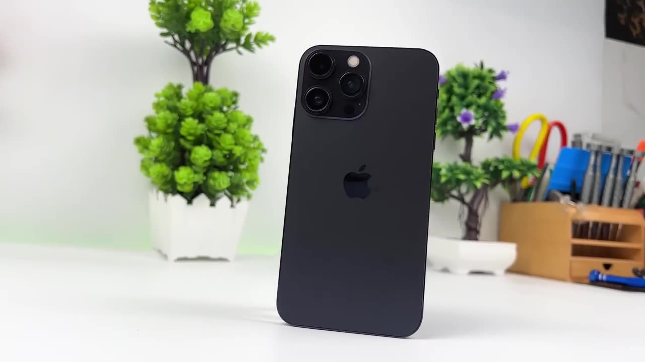 Destroyed iPhone XR into a Brand New iPhone 14 Pro --- AF invention