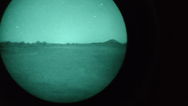 Night shooting AR-15 nightvision