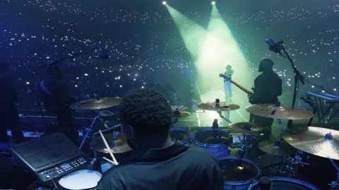 Asake - Lonely at the top Live ft The compozers