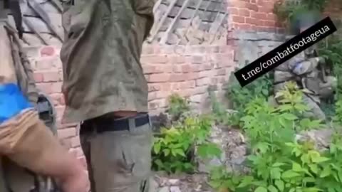 Russians Surrender to Ukrainians(Volchansk)