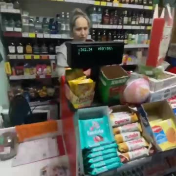 Руска овца се радва, че е в електронен концлагер