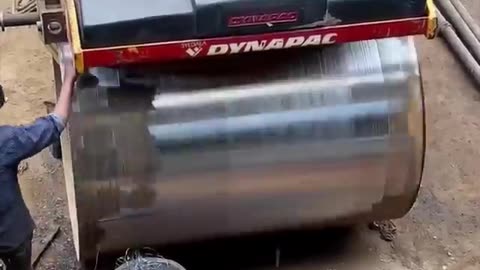 The Roller Drum of Road roller became crooked --With Amazing skills shorts -