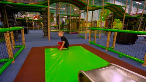 Fun Indoor Playground for Family and Kids at Leo's Lekland