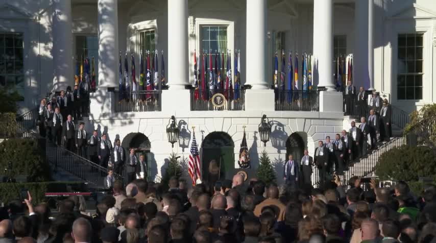 "Gay Men's Chorus" Sings Outside The White House