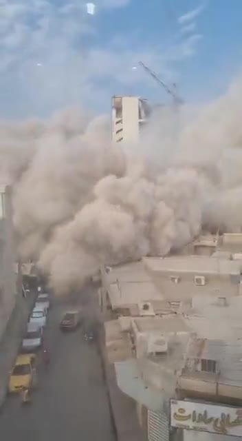 Metropol building collapsing in the Iranian city of Abadan.