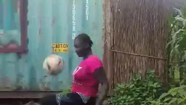 unbelievable woman playing football