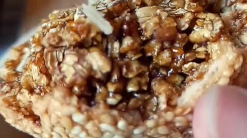 sweet sesame #dessert #crunchy #asmr #trending #viral #short