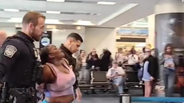 Mom Loses It & Throws EPIC Temper Tantrums At The Miami Airport