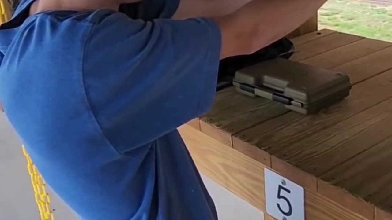 Shooting The Canik MC9 in 9mm.