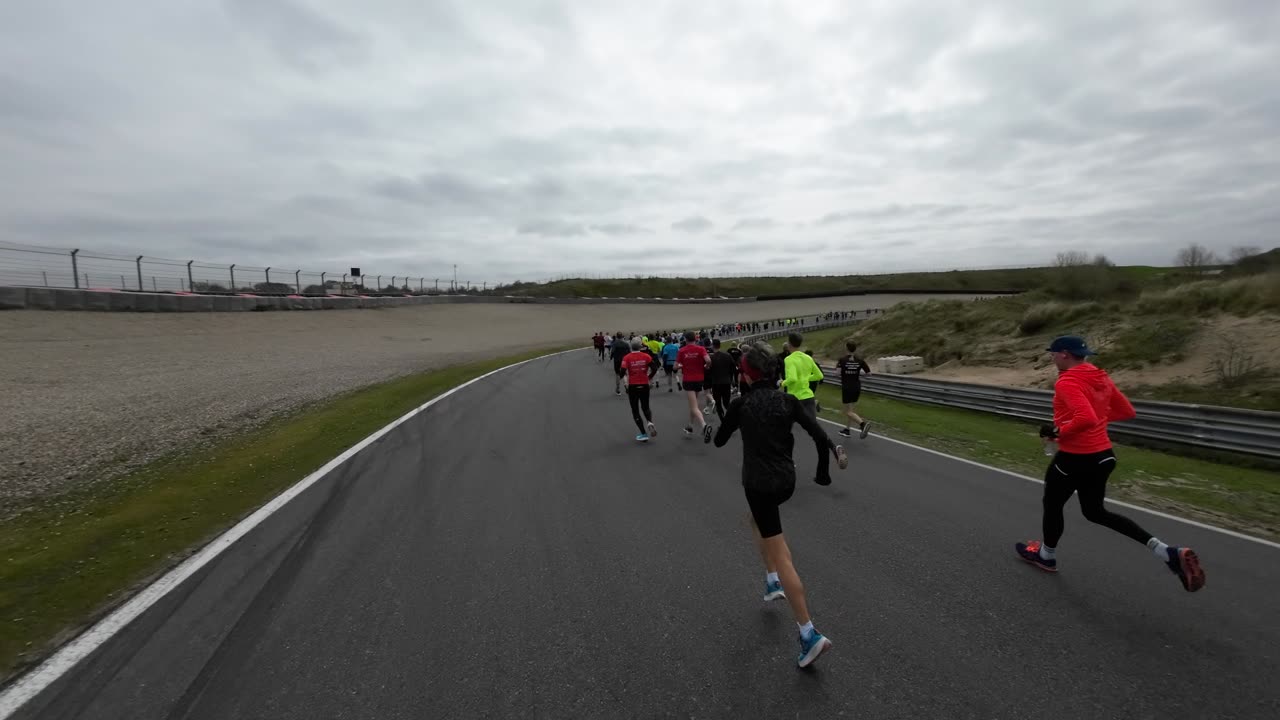 1 Lap zandvoort F1 racetrack by foot.