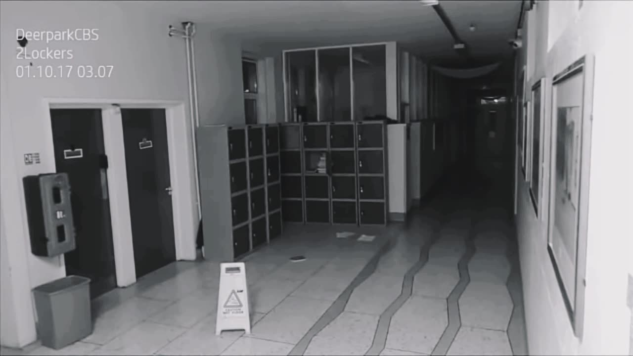 Paranormal activity recorded in CCTV camera// college foteg 😱😰🥶😨