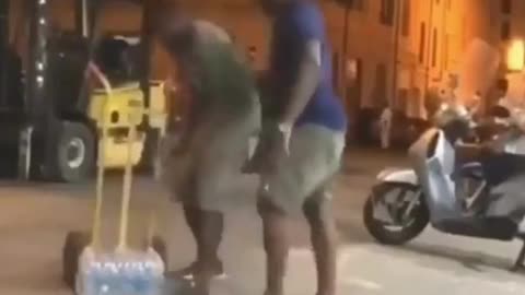 PESSOAS COM QI NEGATIVO | Q.I.-1 People