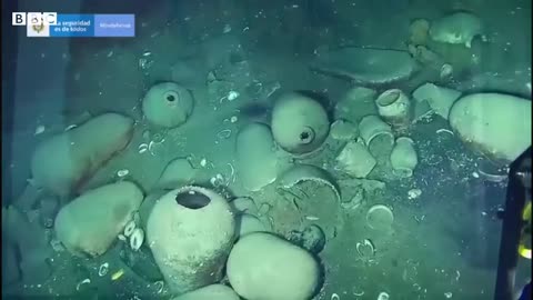 San José galleon: Two new shipwrecks found off Colombian coast - BBC News