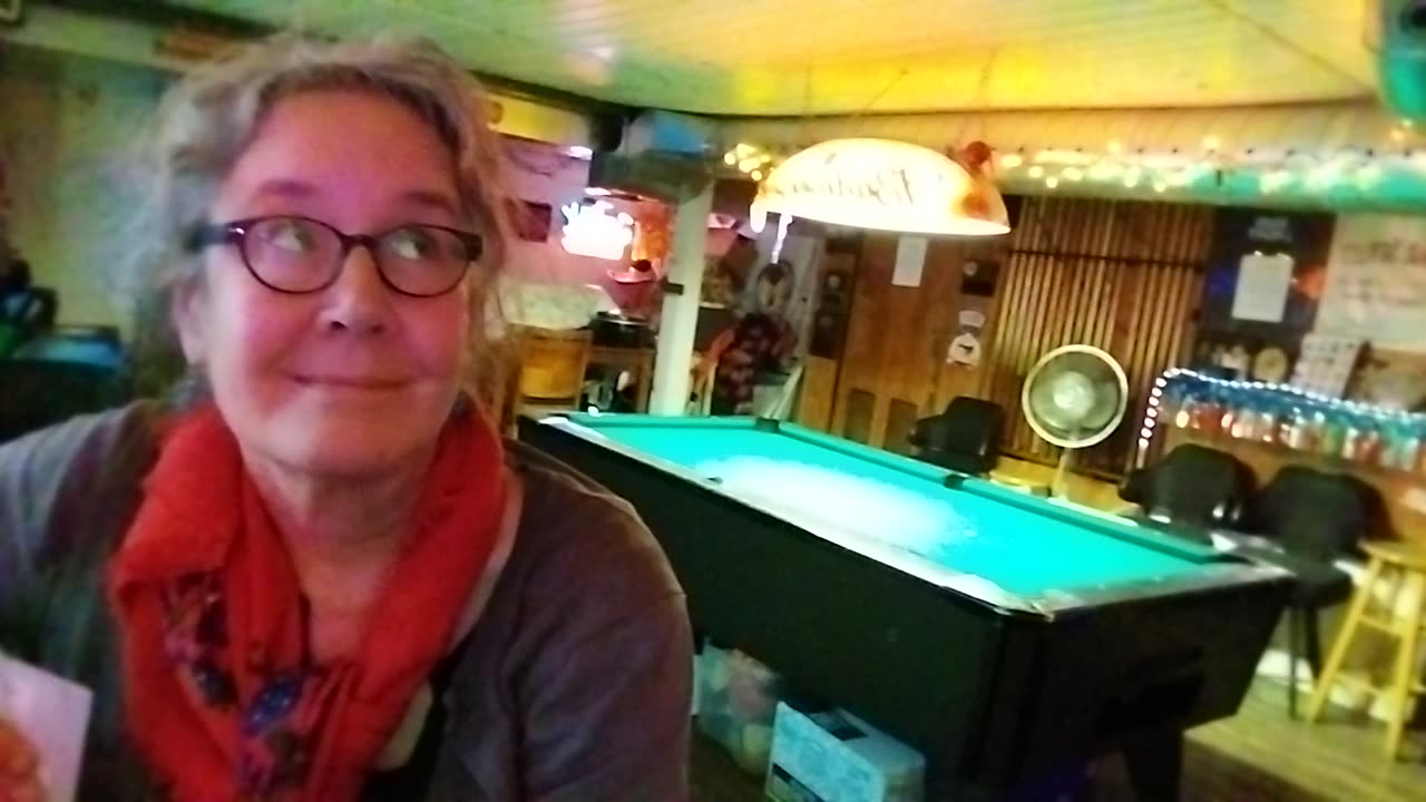 Davenport Dive bar