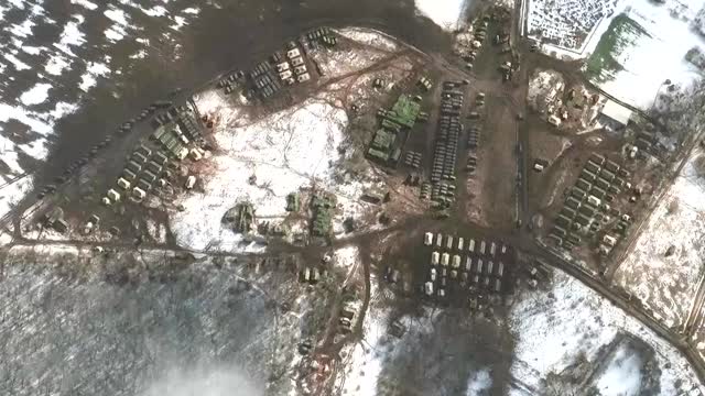 Diplomacy hopes dim in Ukraine crisis