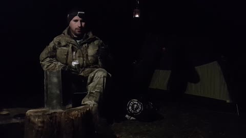 Heating up an all day breakfast MRE. On the trangia . Night vlog. SEP 2022