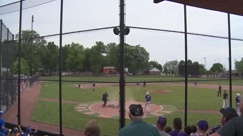 Amazing Play in High school Baseball.