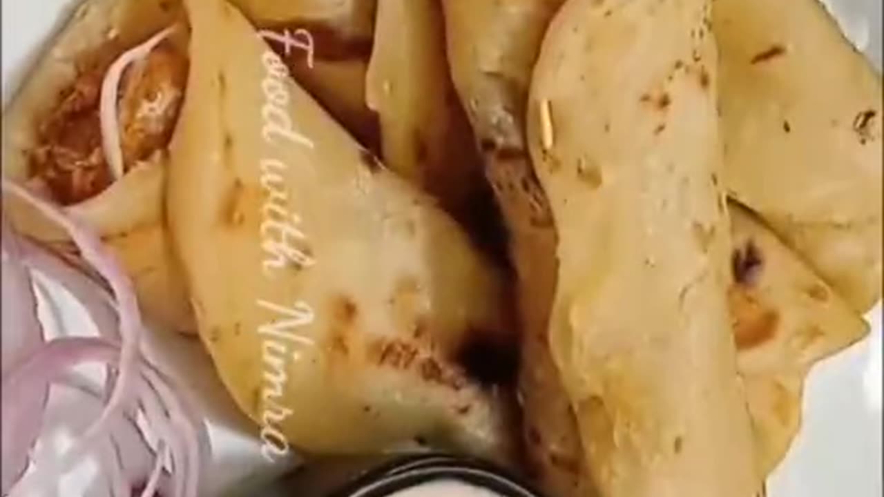 Chikne roll pharaty