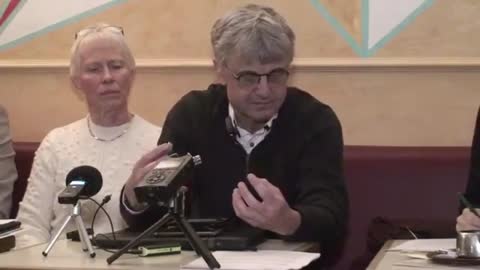 Persconferentie van Geert Vanden Bossche, viroloog, vaccinoloog