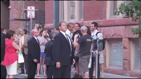 President Obama Takes a Surprise Stroll in Downtown Denver