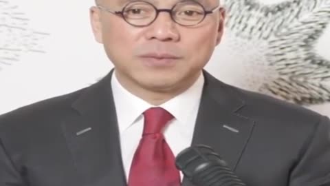 20220410文贵先生直播： #新大西洋公约 什么时候出？乌克兰还有血腥时刻，这些国家背后沼泽地会出来。共产党和俄罗斯（墨索里尼和希特勒签合约）得干起来，普京和习近平再唱一把戏后