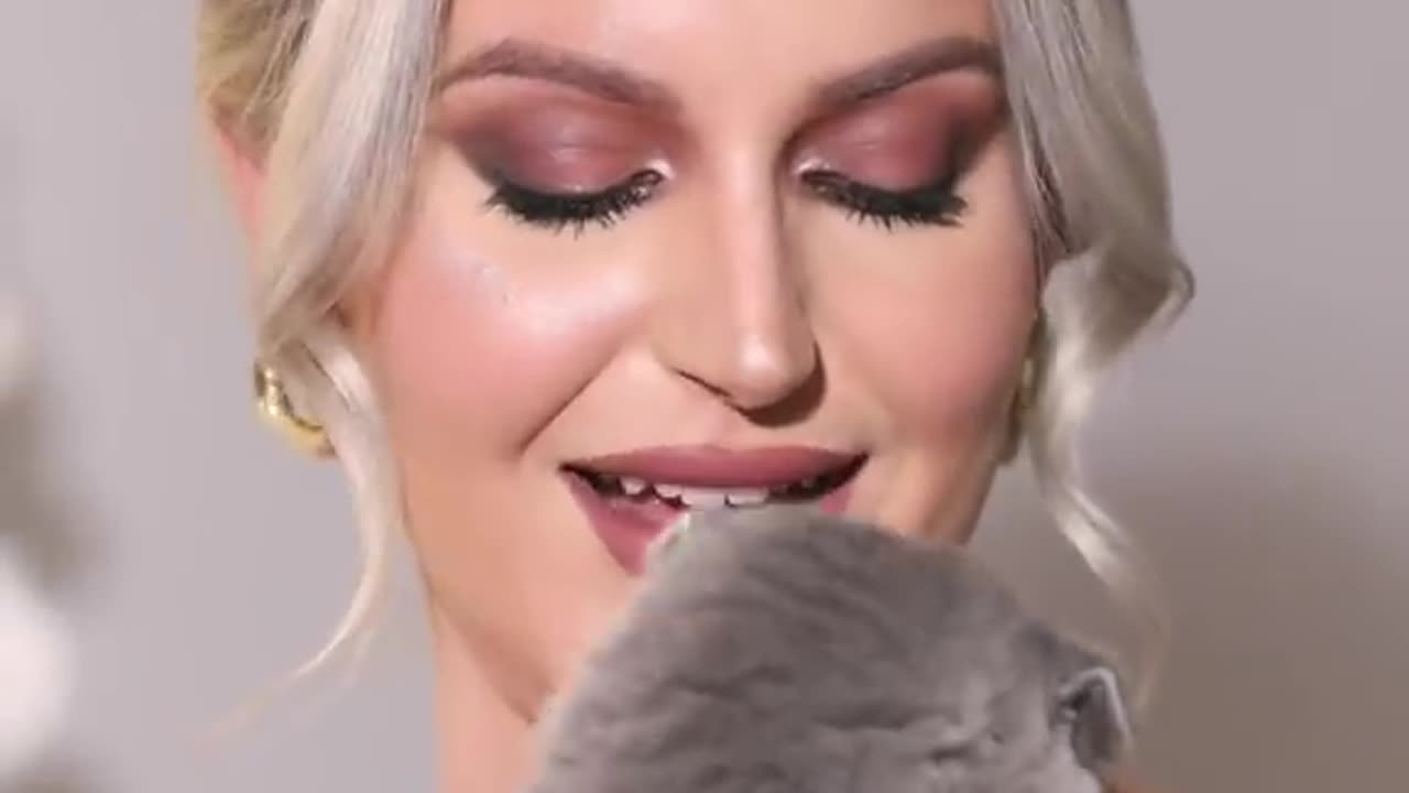 Elegant and luxurious makeup for mothers