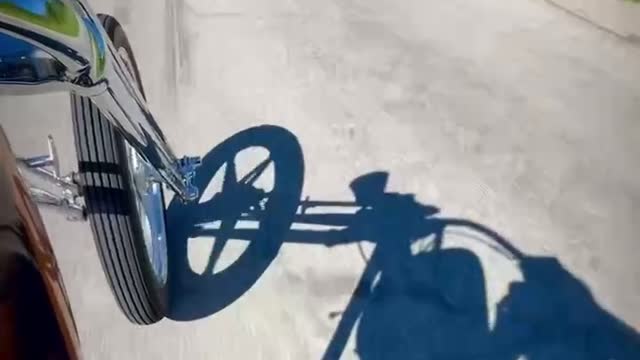 Dial pump gas station • Harley Davidson chopper ride