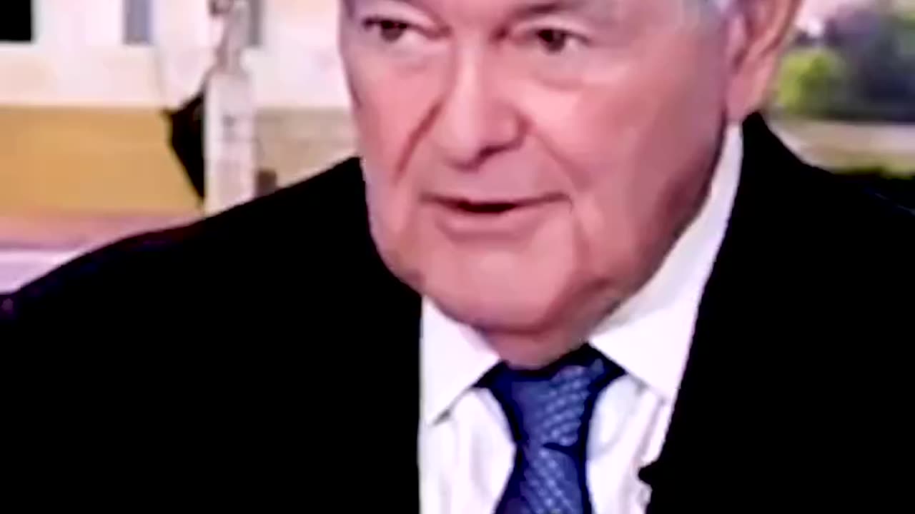 Newt Gingrich reverses the roles on Juan Williams regarding his opinion on Hunter Biden.