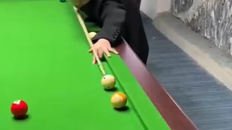 Funny video 😂😂 8 ball pool