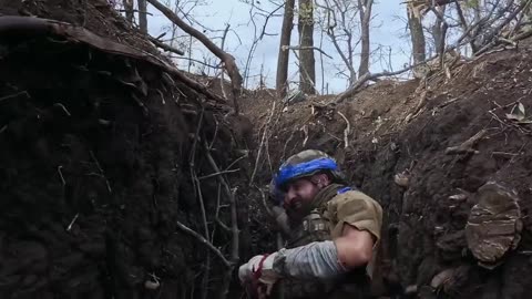 Events in a Ukrainian trench when Russian armor goes there.
