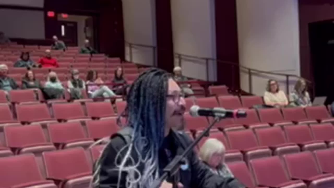 Another Fallbrook parent against this book Beyond Magenta being in schools.