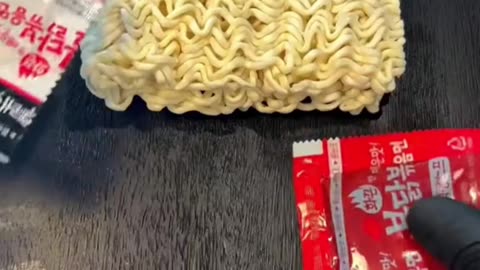 Spicy Korean ramen cooking