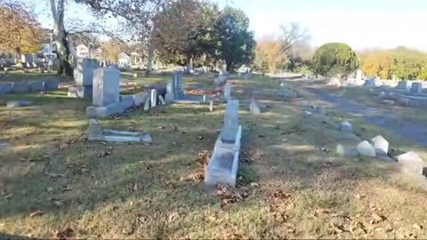 "Live: On The Hunt!" (19Nov2021) A Fascinating Graveyard Livestream