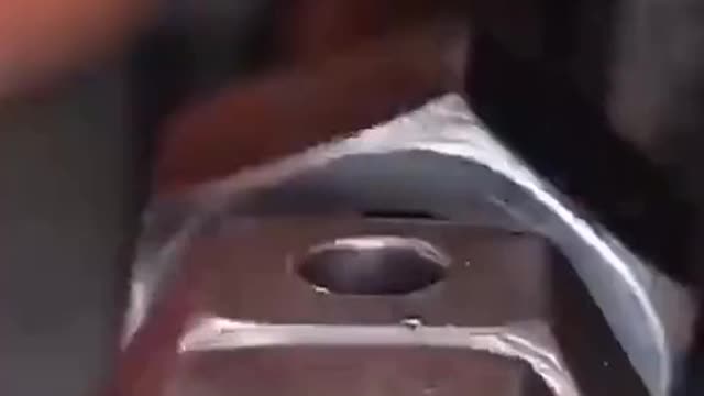 Making mechanical password lock with nut accessories