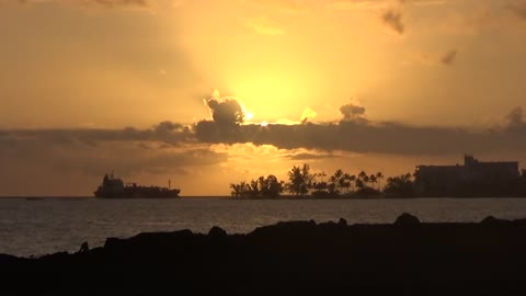 Hilo, HI — Hilo Bay - Sunrise