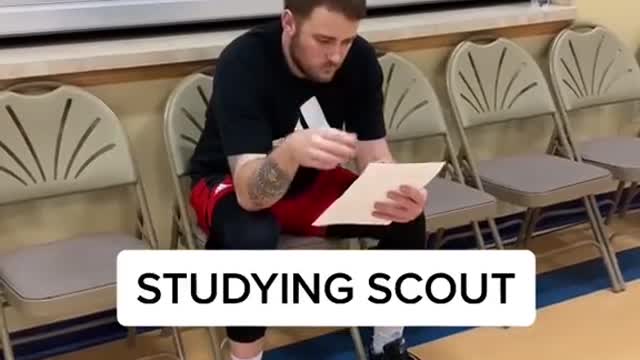 What’s your PRE-GAME ROUTINE🏀🧘♂️