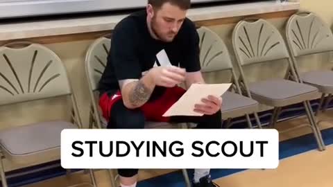 What’s your PRE-GAME ROUTINE🏀🧘♂️