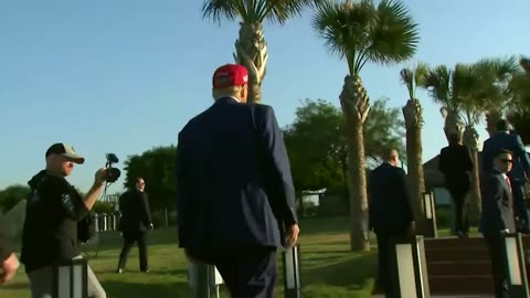 Trump gives one-word