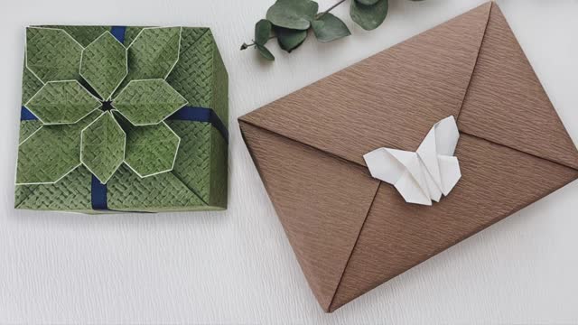 DIY Gift Wrapping - Wrapping Gift With Origami Butterfly