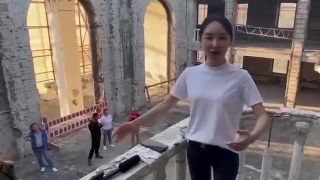A group of Chinese bloggers illegally arrive in the temporarily occupied Mariupol
